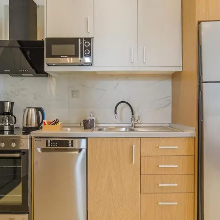 Ξενοδοχείο με διαμερίσματα Kima Premium